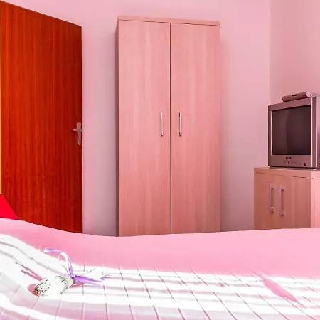 Miriana Apartman Valbandon