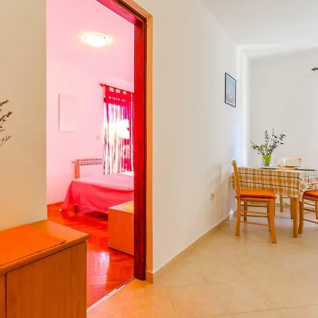 Apartman Miriana *
